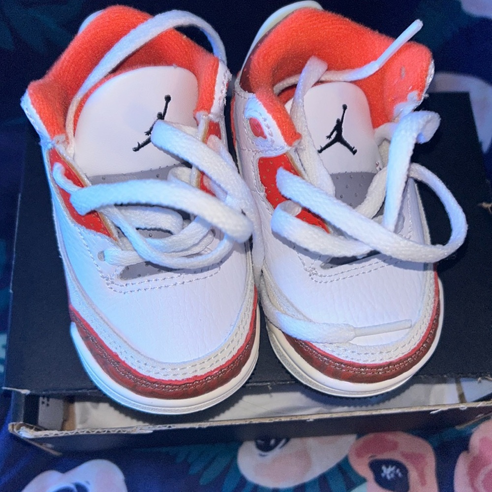 brand new infant jordan size 3c